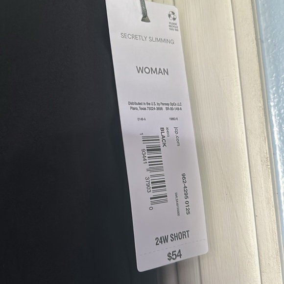 NWT Liz Claiborne mid rise Amy straight leg pull on pants size 24W SHORT - Picture 3 of 5